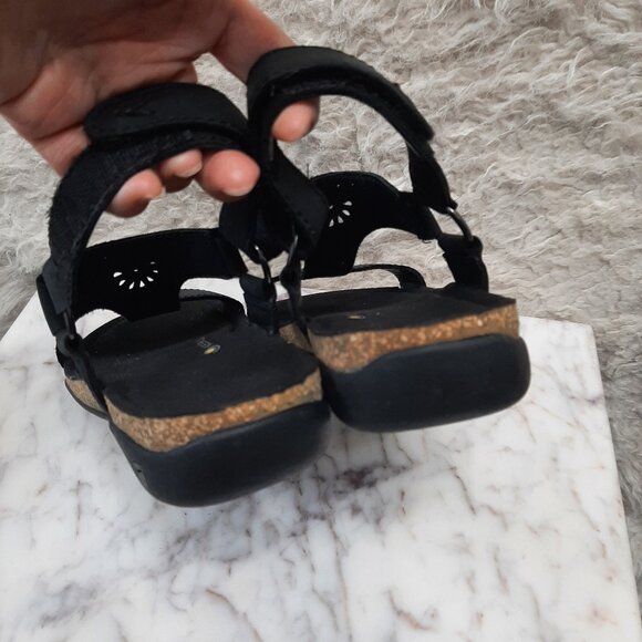Keen Kaci Ana T-Strap women's black cork sole Sandals Size: 6 - Picture 7 of 7